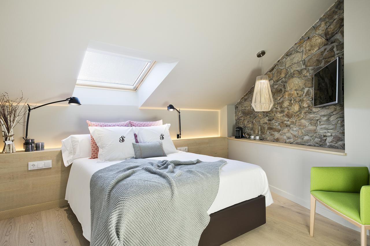 Set Terres - La Villa De Llivia - Adults Only ภายนอก รูปภาพ